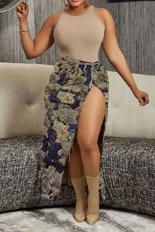 Massive Price Cuts!Cartoon Bear Jacquard Flattering High Split Skirt