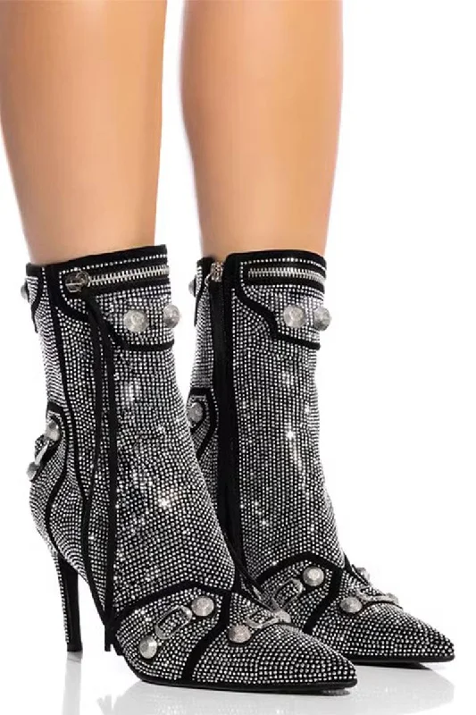 Time to Snag a Bargain!Rhinestone & Rivet Design Striking Pointed Toe Ankle Boots