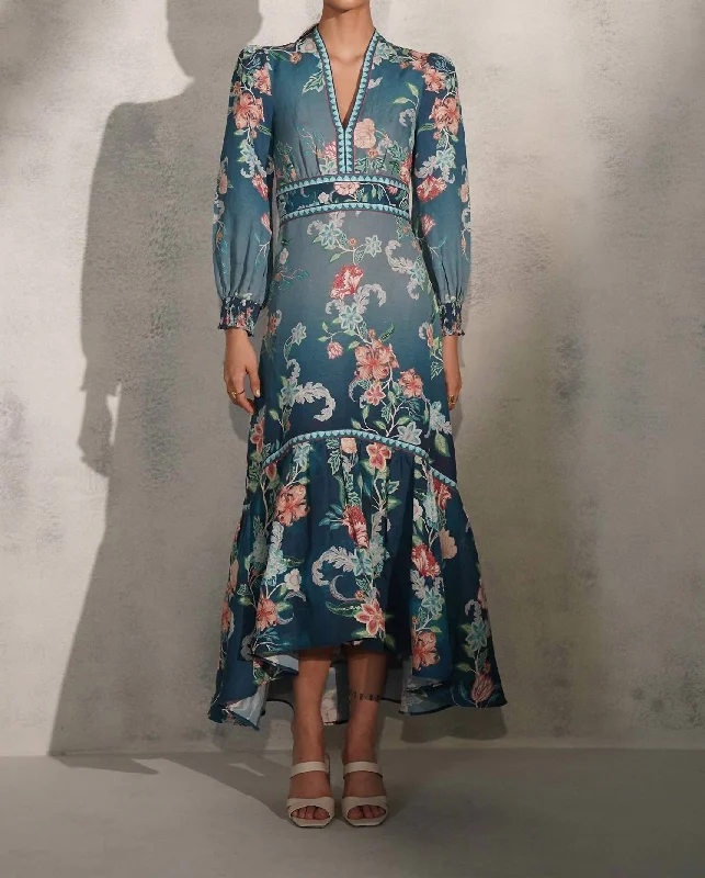 Save More Than Ever!Betsy V-Neck Full Sleeve Tiered Midi Dress In Teal Forest