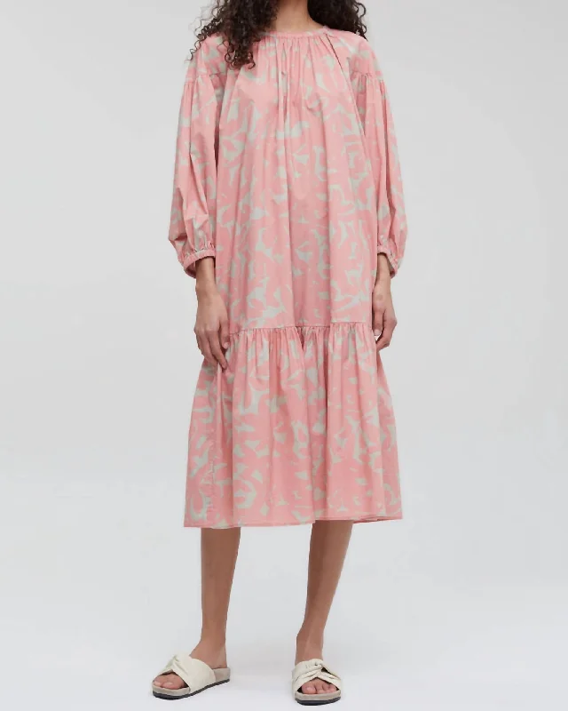 Huge Price Cuts Await!Tiered Midi Dress In Wild Rose