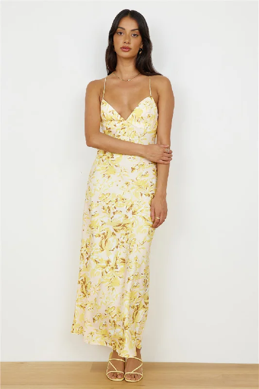 Save Like Never Before!For The Taking Maxi Dress Yellow