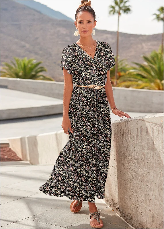 Price Drops You’ll Love!Abstract Print Maxi Dress - Black Floral