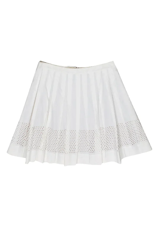 One Click Away from Big Savings!Rebecca Taylor - White Pleated Tennis Skirt w/ Laser Cut Trim Sz 4 One Click Away from Big Savings!Rebecca Taylor - White Pleated Tennis Skirt w/ Laser Cut Trim Sz 4