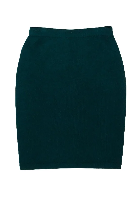 Instant Savings Await!St. John - Green Wool Blend Knit Pencil Skirt Sz 8