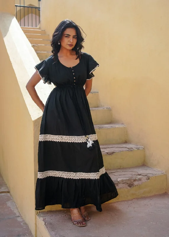 Today’s Deals, Tomorrow’s Regrets!Balize Dress Black