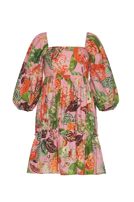 Unmissable Offers Await!Sip Sip Dress