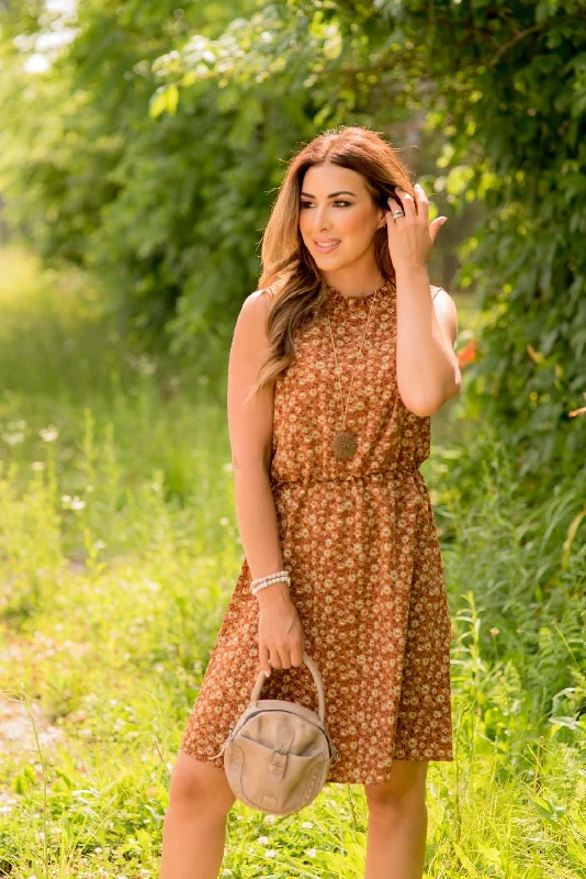 One Click Away from Big Savings!Vintage Floral Cinched Dress