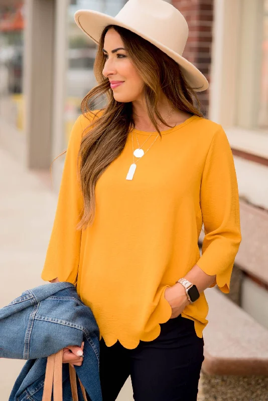 Get More for Less!Lightweight Scalloped 3/4 Sleeve Blouse